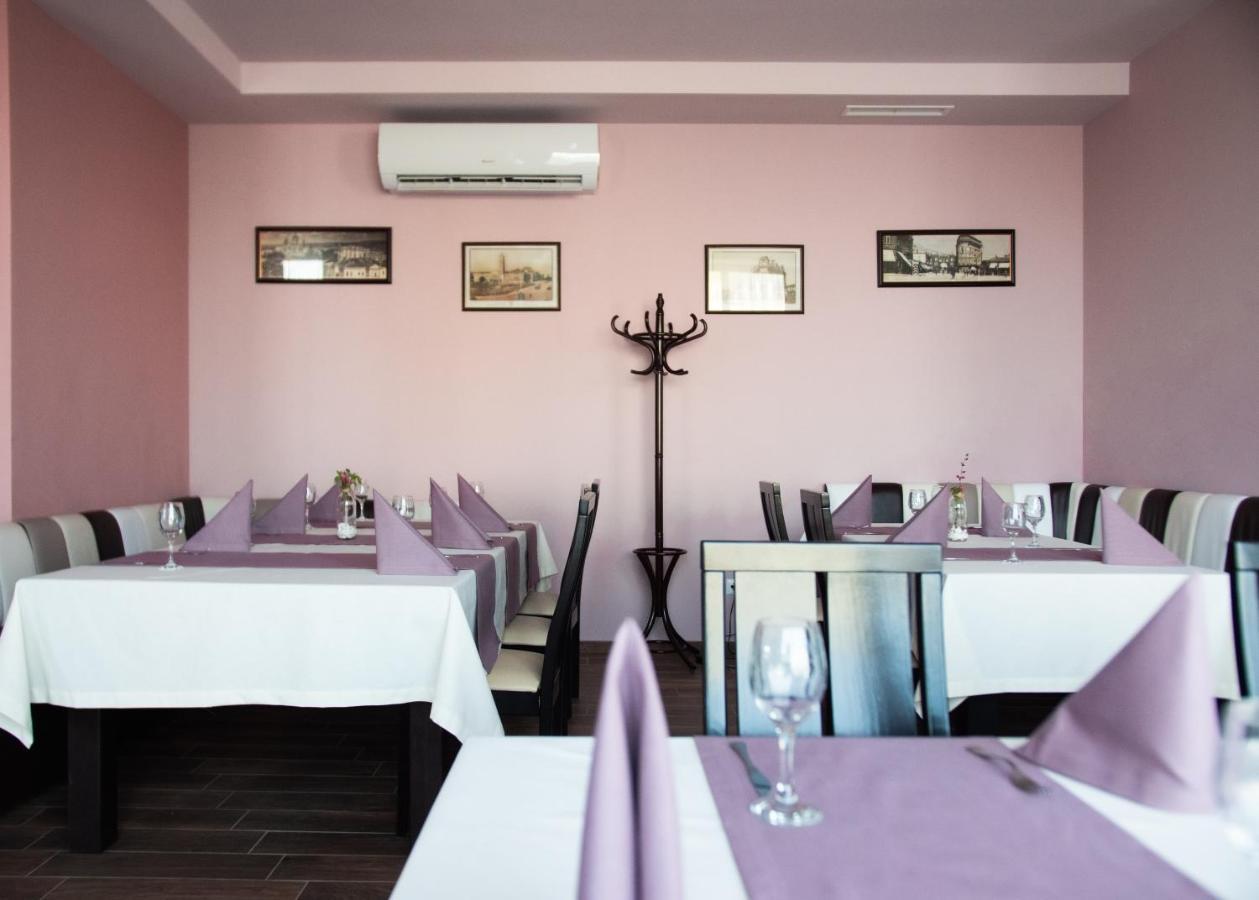 Hotel Vanilla, Varna - Free Parking エクステリア 写真