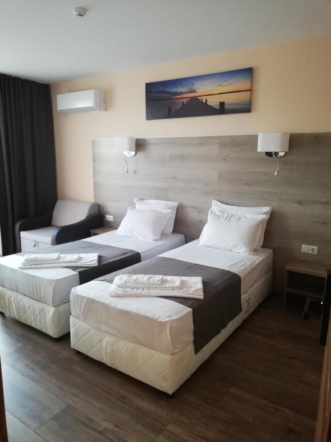 Hotel Vanilla, Varna - Free Parking エクステリア 写真