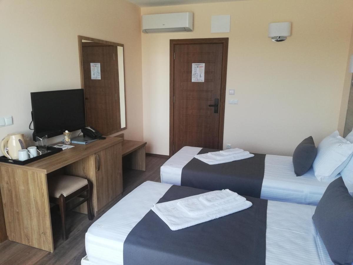 Hotel Vanilla, Varna - Free Parking エクステリア 写真