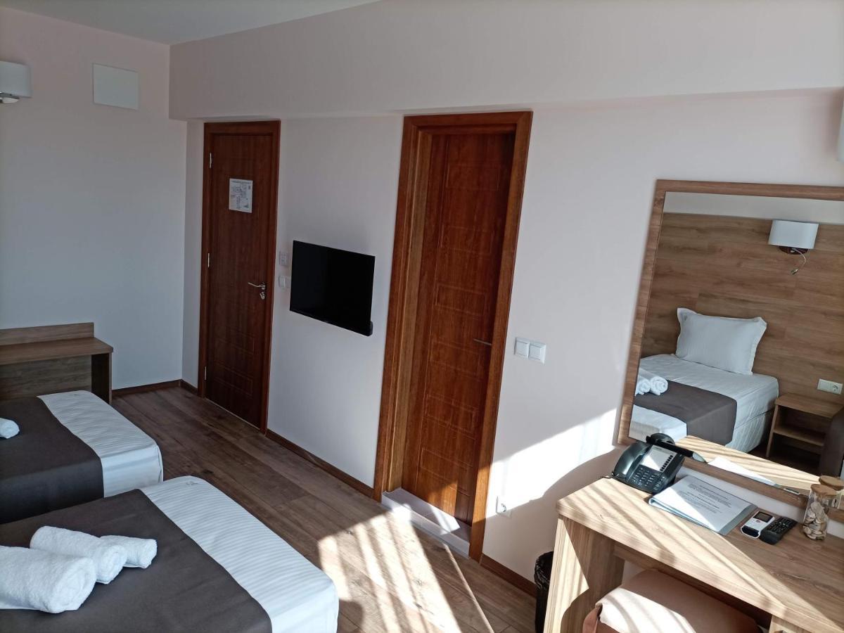 Hotel Vanilla, Varna - Free Parking エクステリア 写真