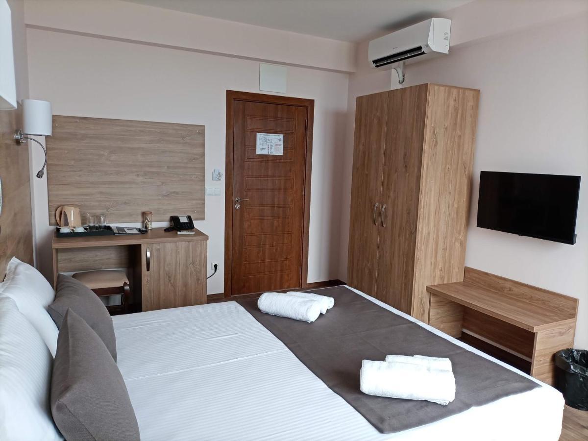 Hotel Vanilla, Varna - Free Parking エクステリア 写真